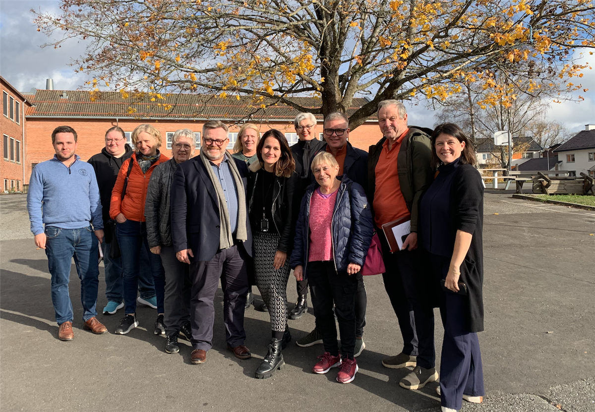 Politikere som deltok på speeddate - Klikk for stort bilde