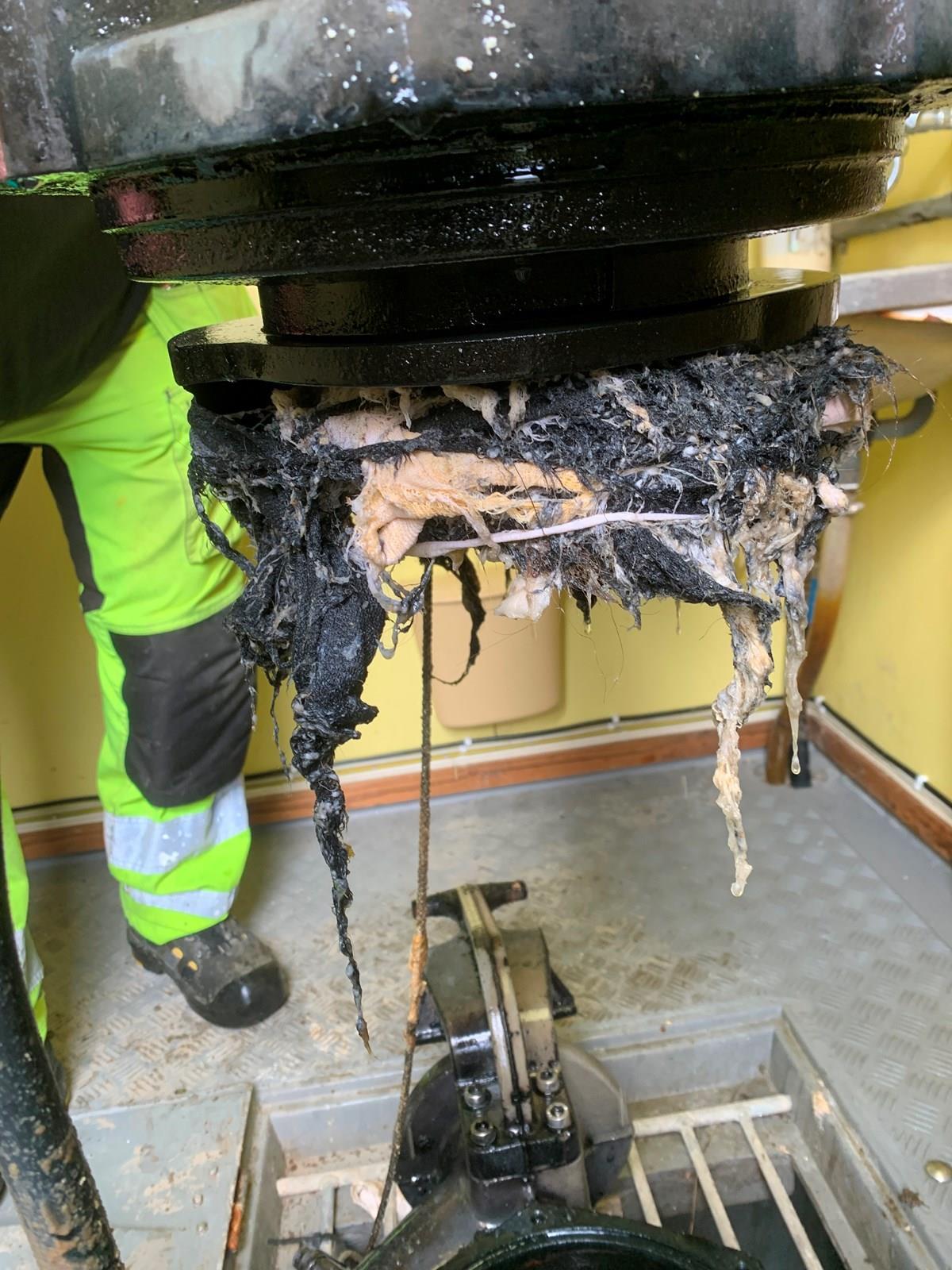 Filler i pumpe - Klikk for stort bilde