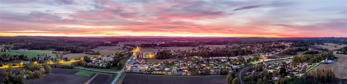 Solnedgang, Knapstad - Klikk for stort bilde